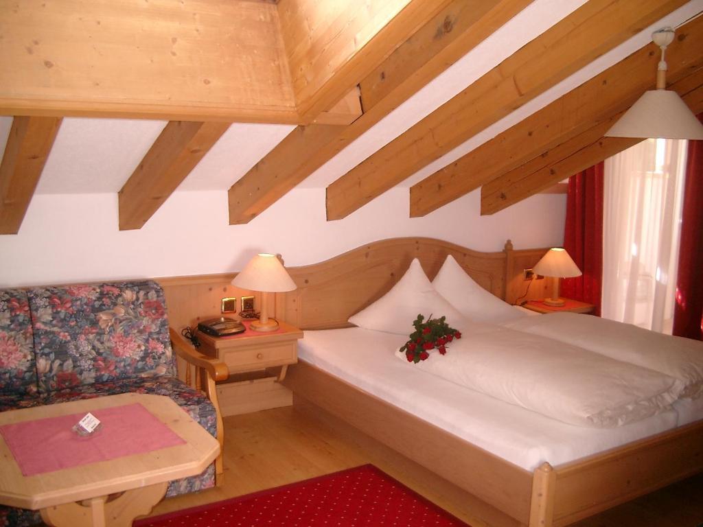 Hotel Camona & Apart Walserhof Samnaun Δωμάτιο φωτογραφία