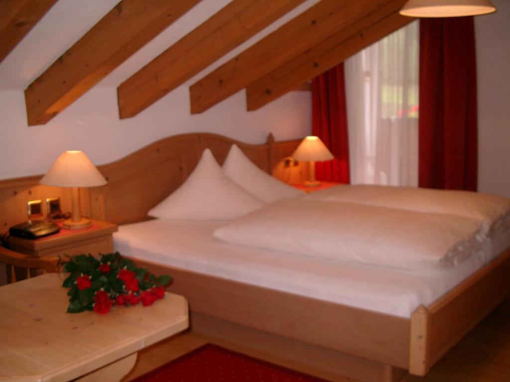 Hotel Camona & Apart Walserhof Samnaun Δωμάτιο φωτογραφία
