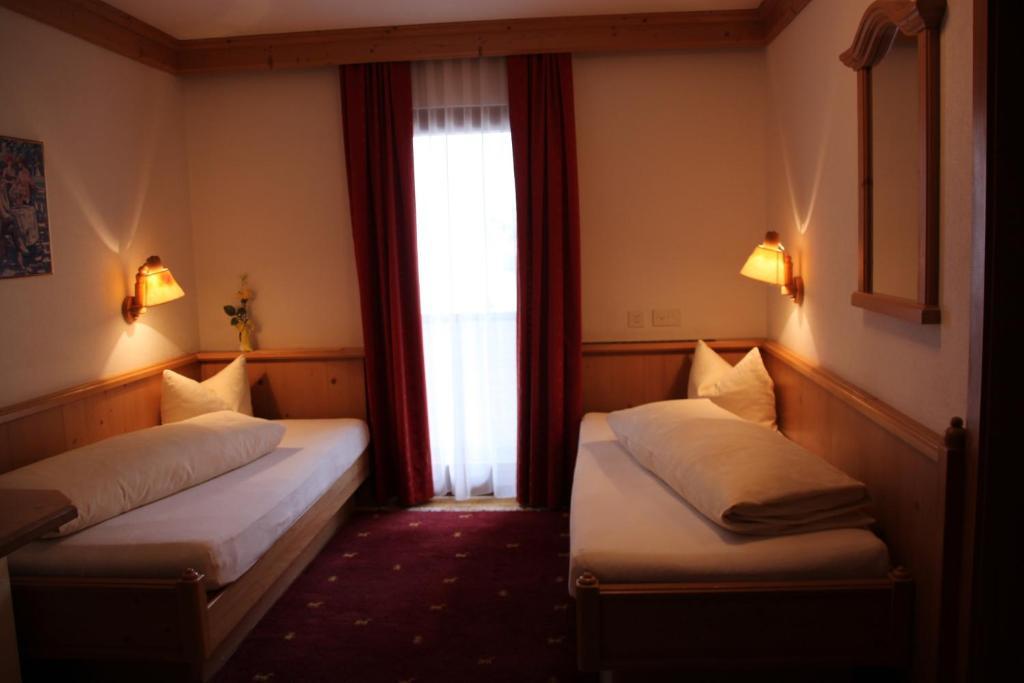 Hotel Camona & Apart Walserhof Samnaun Δωμάτιο φωτογραφία